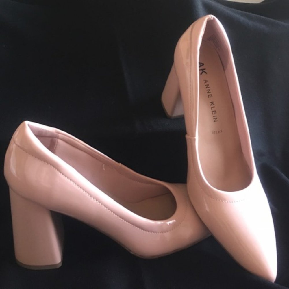 New Anne Klein Pink Pumps